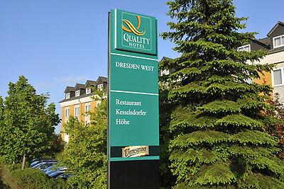 Seminarhotels und Bauleiterschulung in Sachsen – Weiterbildung könnte nicht angenehmer sein! Wein Basisschulung und Quality Dresden West in Wilsdruff