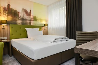 Seminarhotels und Aufenthaltsqualität in Bayern – geben Sie sich nur mit dem Besten zufrieden – und lassen Sie sich im ACHAT Hotel Regensburg  in Regensburg von Weinqualität überzeugen!